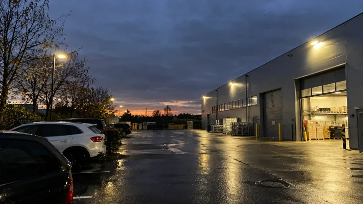 Beleuchtung in der dunklen Jahreszeit: Ist Ihr Betrieb optimal ausgeleuchtet?